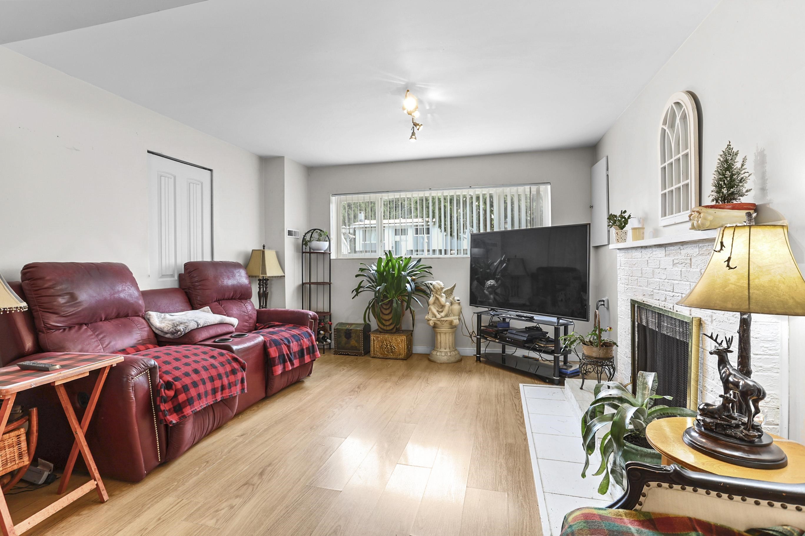 Residential in Maple Ridge 5