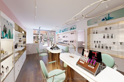 {{alt}} | Card Image