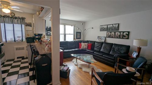 apt-1c-4 W Mill Dr, Great Neck, NY, 11021-4019 | Card Image