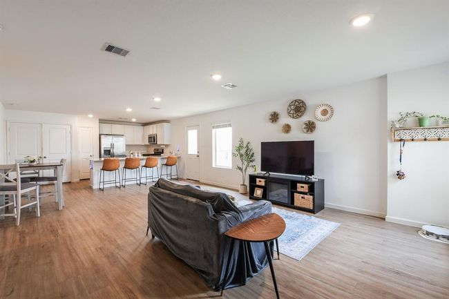 2728 Cadiz Bay Dr, House other with 3 bedrooms, 2 bathrooms and 2 parking in Conroe TX | Image 7