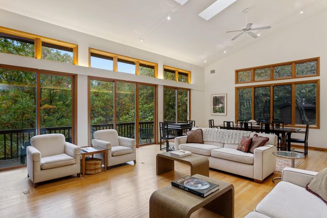 04_107SMerrivale_10001_LivingRoom_HiRes | Image 4