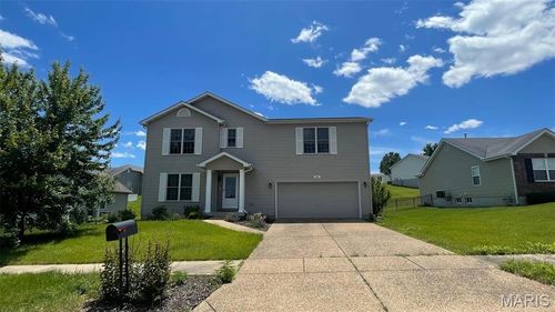 56 Helena Ct, Wentzville, MO, 63385-6820 | Card Image