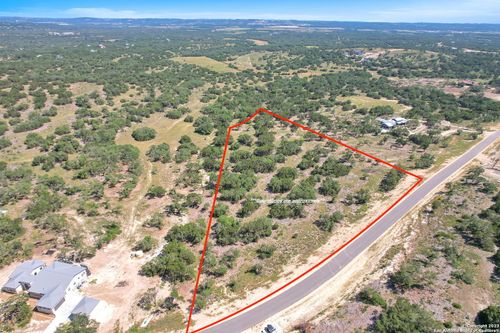 917 Earle Oak Ave, Bulverde, TX, 78163-3097 | Card Image