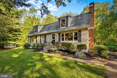 18709 Frederick Rd, PARKTON, MD, 21120-9305 | Card Image