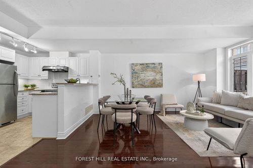 17-8 Brighton Pl, Thornhill, ON, L4J0E3 | Card Image