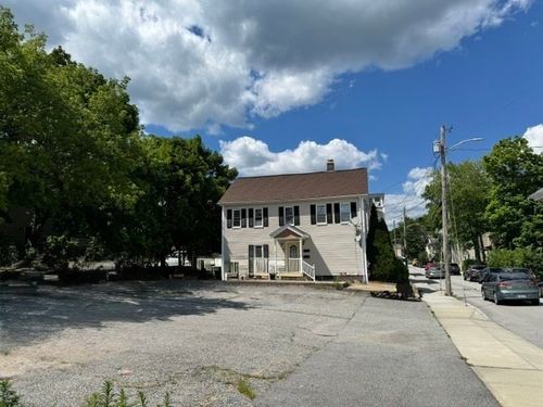 5 Granite St, Webster, MA, 01570-2410 | Card Image