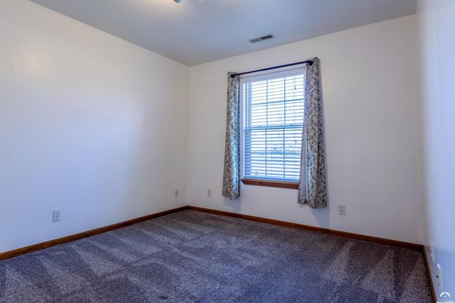 1306 S Raintree Dr, House other with 3 bedrooms, 2 bathrooms and null parking in Tonganoxie KS | Image 16
