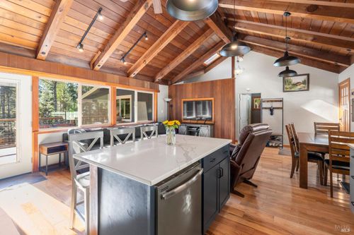 46581 Iversen Drive, Gualala, CA, 95445 | Card Image