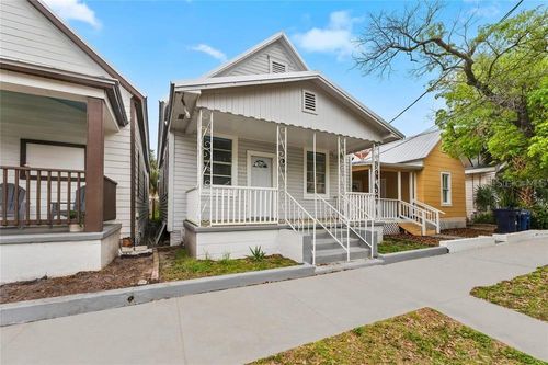 2320 W Walnut St, TAMPA, FL, 33607-3446 | Card Image