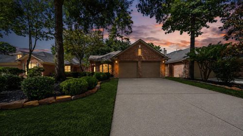 58 W Sienna Pl, The Woodlands, TX, 77382-1518 | Card Image