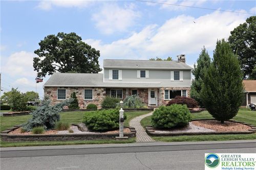 3771 Baldwin Dr, EASTON, PA, 18045-5703 | Card Image