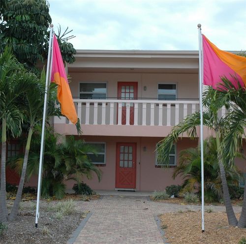 apt-c2-800 Tyrone Blvd N, ST PETERSBURG, FL, 33710-7122 | Card Image