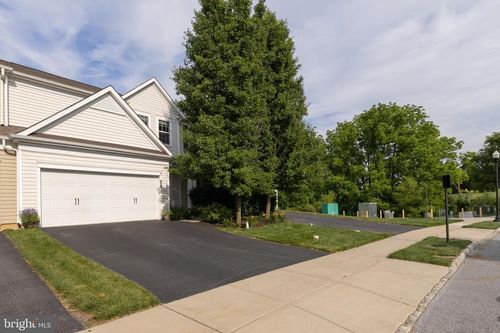 203 Sills Ln, DOWNINGTOWN, PA, 19335-4964 | Card Image