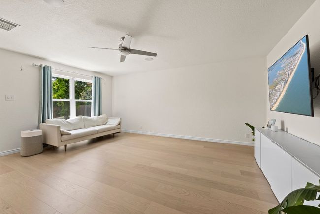 View from entry hall: Spacious, bright and airy with built in sound system | Image 12