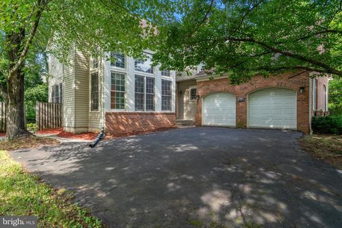 9110 Tallfield Ct, LANHAM, MD, 20706-3381 | Card Image