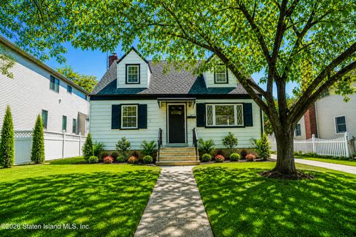369 Richard Avenue, Staten Island, NY, 10309 | Card Image