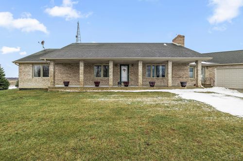 5949 N Mackinaw Rd, Pinconning, MI, 48650-8499 | Card Image