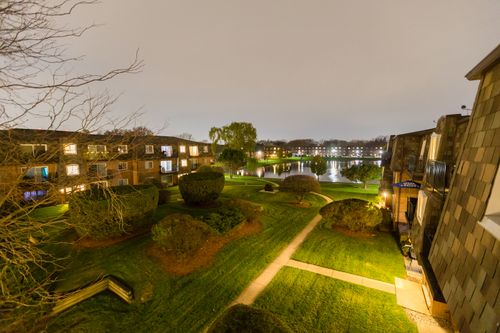 apt-3w-9397 Bay Colony Dr, Des Plaines, IL, 60016-3735 | Card Image