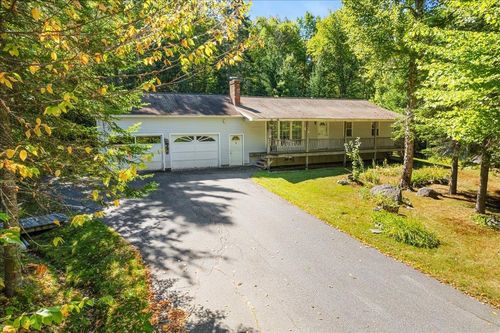 190 Noyes St, Bethlehem, NH, 03574-4928 | Card Image