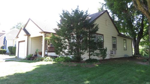 2137 Owaissa Way, Fort Wayne, IN, 46809-1442 | Card Image