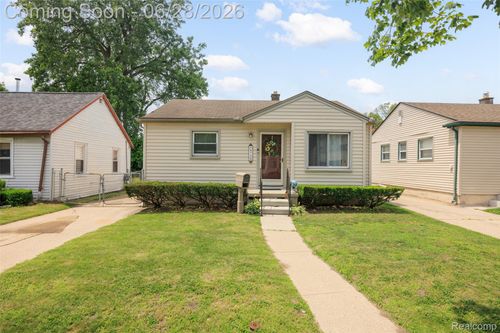 5735 Silvery Ln, Dearborn Heights, MI, 48127-3154 | Card Image