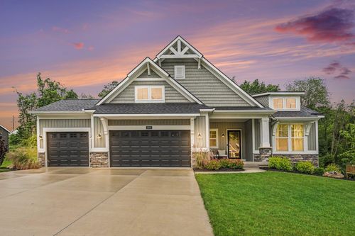 3899 Autumn Acres Dr, Rockford, MI, 49341-1116 | Card Image