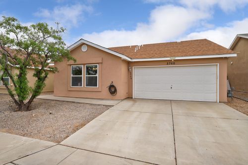 5740 Pinon Grande Rd Nw, Albuquerque, NM, 87114-1724 | Card Image