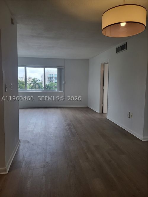 503-1020 94th St, Bay Harbor Islands, FL, 33154-2355 | Card Image