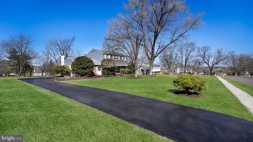 50 Hickory Ln, Chalfont, PA, 18914-2013 | Card Image