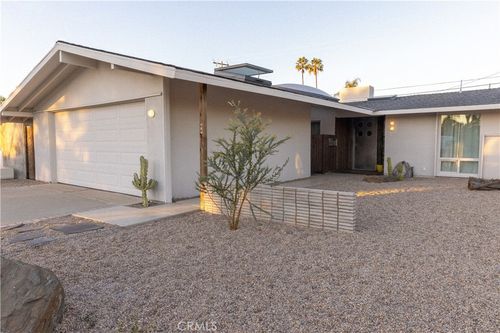 326 Princeton Dr, Costa Mesa, CA, 92626-6127 | Card Image