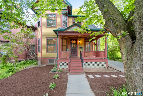102 Huntington St, Hartford, CT, 06105-1651 | Card Image