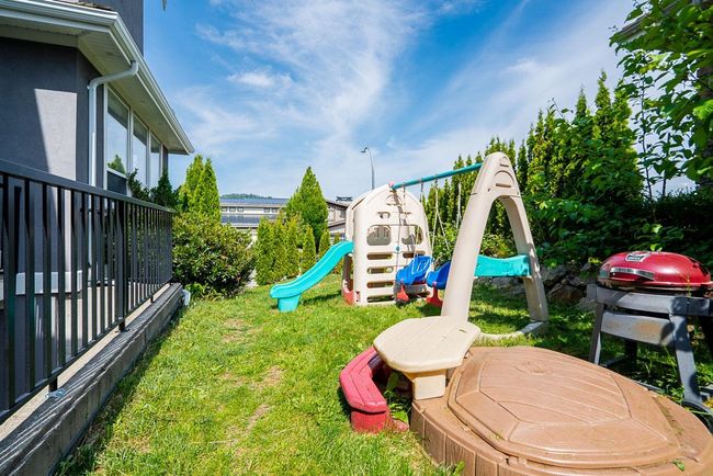 35548 Eagle Summit Drive, House other with 7 bedrooms, 5 bathrooms and 4 parking in Abbotsford BC | Image 38