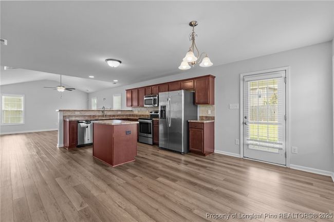 324 New Castle Ln, House other with 3 bedrooms, 3 bathrooms and null parking in Spring Lake NC | Image 18