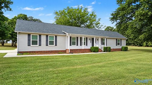 16341 Lucas Ferry Rd, Athens, AL, 35611-2267 | Card Image