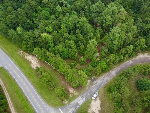 121 Champions Way, Brookeland, TX, 75931-7447 | Card Image