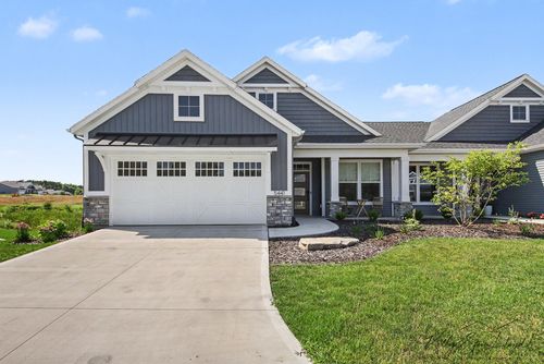 5441 Albright Ave Sw, Grandville, MI, 49418-9805 | Card Image