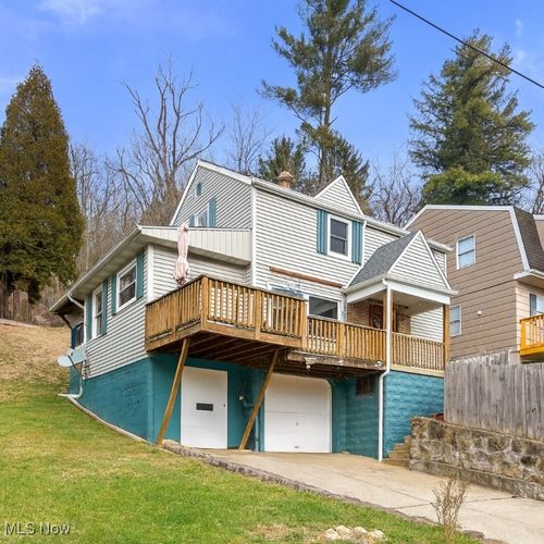 26 Elm St, Bridgeport, OH, 43912-1483 | Card Image