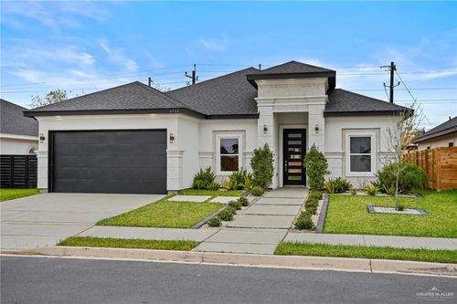 1733 E Pinnacle Dr, Edinburg, TX, 78542-7822 | Card Image