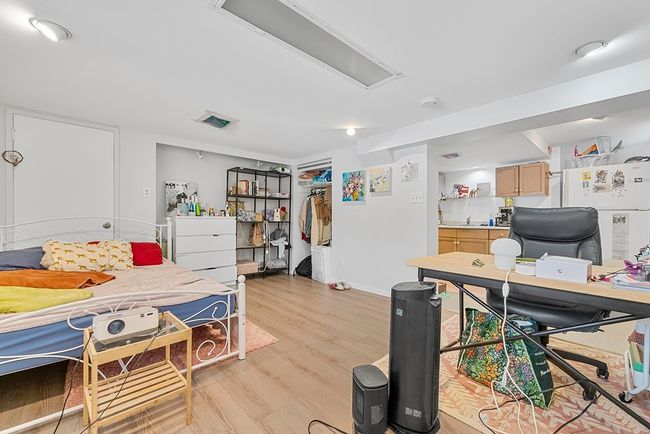 3229 W 24 Th Ave, House other with 6 bedrooms, 3 bathrooms and 2 parking in Vancouver BC | Image 17