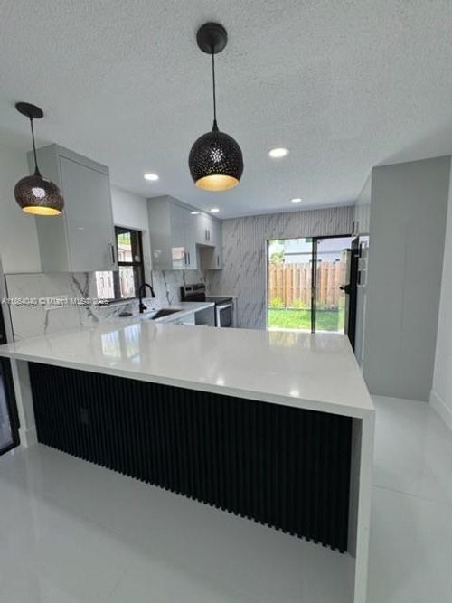 12753 Sw 69th Ter, Miami, FL, 33183-2452 | Card Image