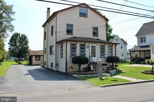 361 Amosland Rd, HOLMES, PA, 19043-1202 | Card Image