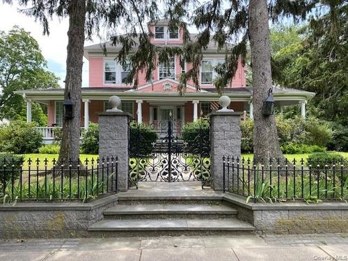 apt-2w-173 Sea Cliff Ave, Sea Cliff, NY, 11579-1345 | Card Image