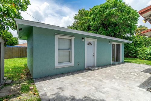 b-2831 N Seacrest Boulevard, Boynton Beach, FL, 33435 | Card Image