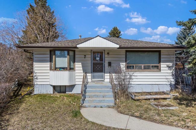 7 Tamarac Crescent, Home with 3 bedrooms, 1 bathrooms and 1 parking in Calgary AB | Image 7