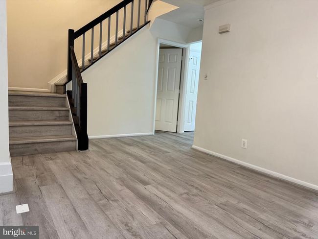 1631 Oak Spring Way, Townhouse with 3 bedrooms, 4 bathrooms and null parking in RESTON VA | Image 5