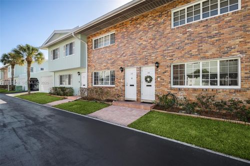 39-5400 N Ocean Blvd, Lauderdale By The Sea, FL, 33308-2342 | Card Image