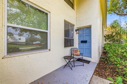 4507 W La Villa Ln, TAMPA, FL, 33611-2331 | Card Image