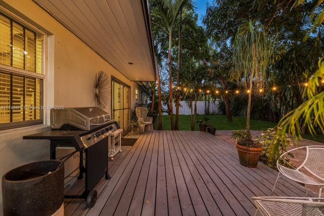 700 Ne 155 Th St, House other with 3 bedrooms, 2 bathrooms and null parking in Miami FL | Image 31