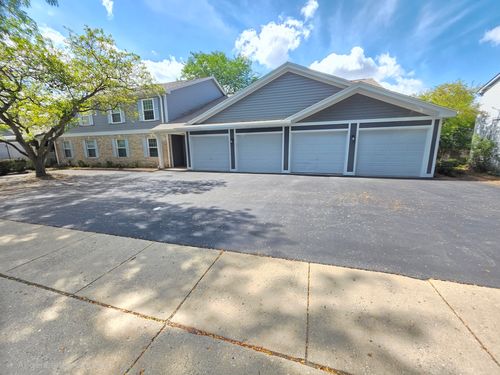 a-356 Woodview Cir, Elgin, IL, 60120-7110 | Card Image