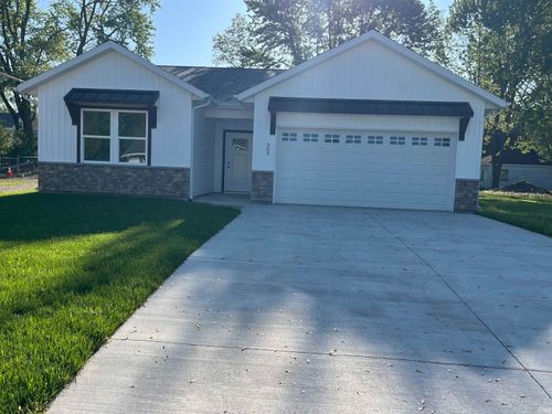 309 Winchester Rd, Geneva, IN, 46740-9682 | Card Image